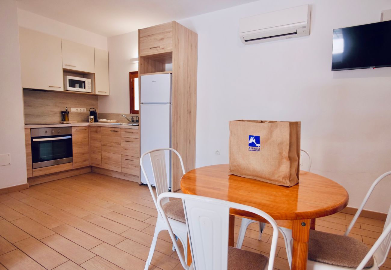 Villa in Es Calo - Campanitx Villa - 1 Bedroom